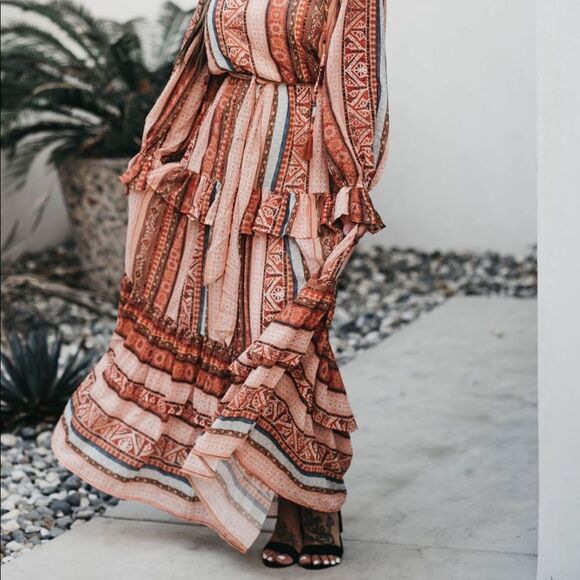 Long Sleeve Maxi Dress - Picture 5 of 6